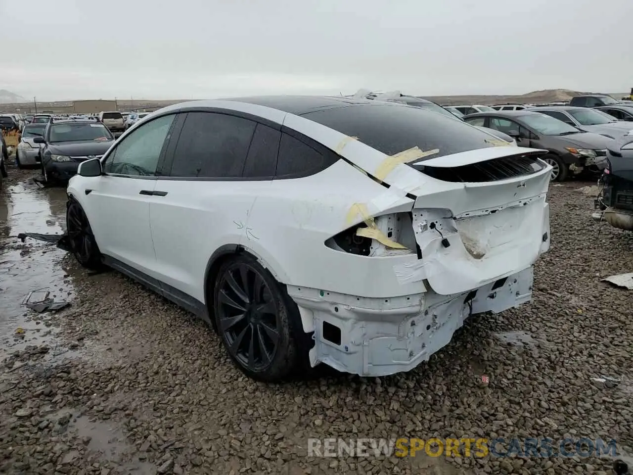 2 fotografías del automóvil dañado 7SAXCBE60NF343319 TESLA MODEL X 2022