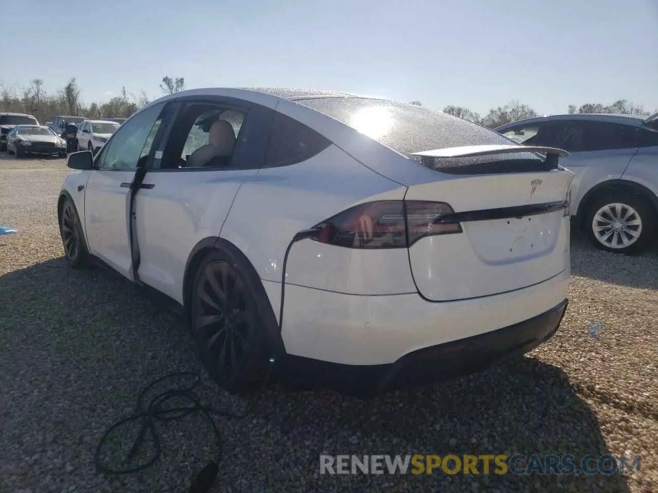 3 fotografías del automóvil dañado 7SAXCBE61NF331955 TESLA MODEL X 2022