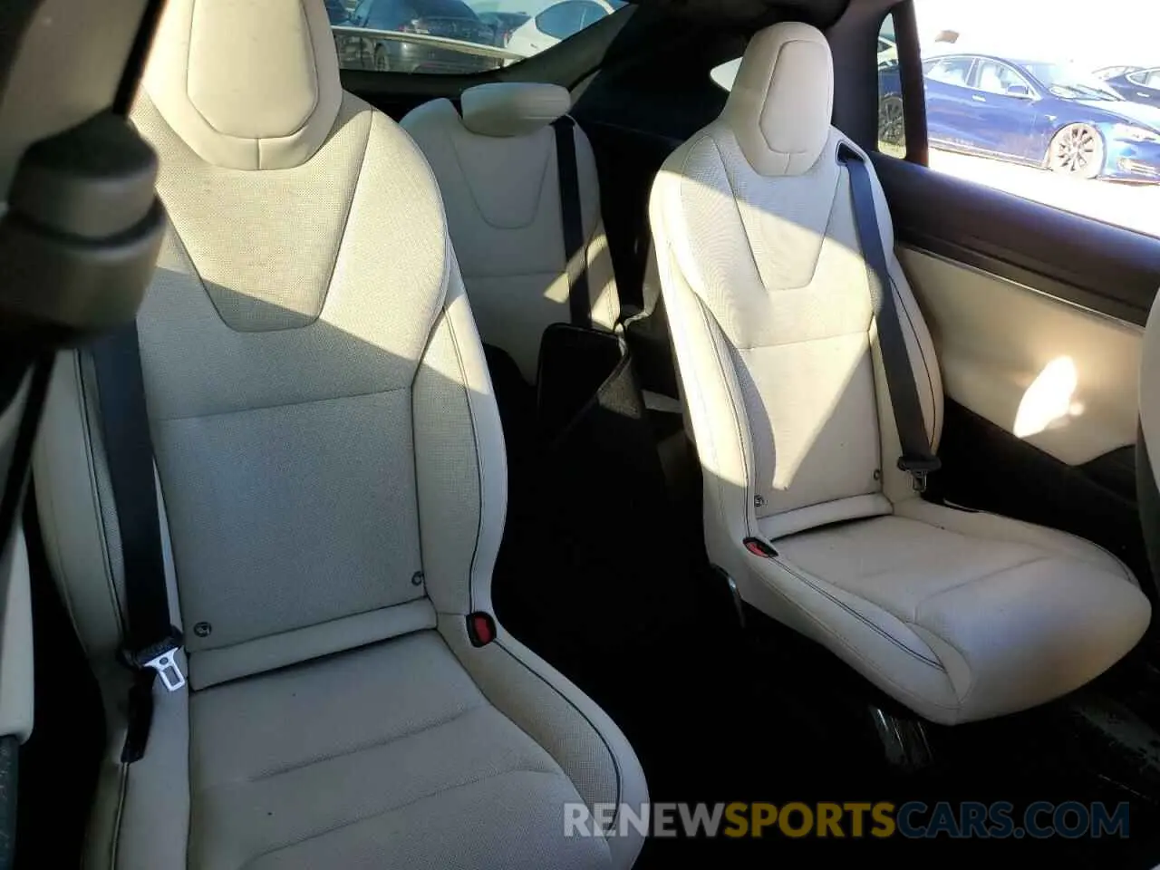 6 fotografías del automóvil dañado 7SAXCBE61NF331955 TESLA MODEL X 2022