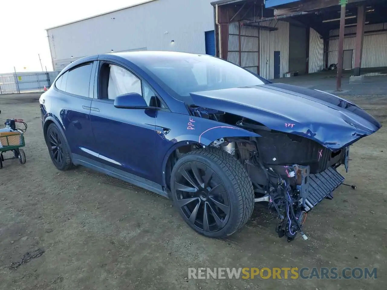 4 fotografías del automóvil dañado 7SAXCBE61NF337769 TESLA MODEL X 2022