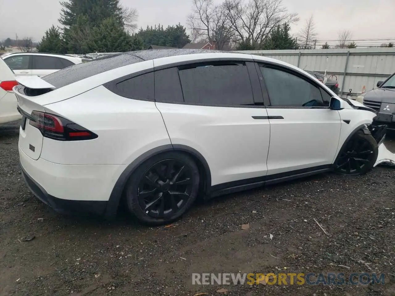 3 fotografías del automóvil dañado 7SAXCBE62NF359098 TESLA MODEL X 2022