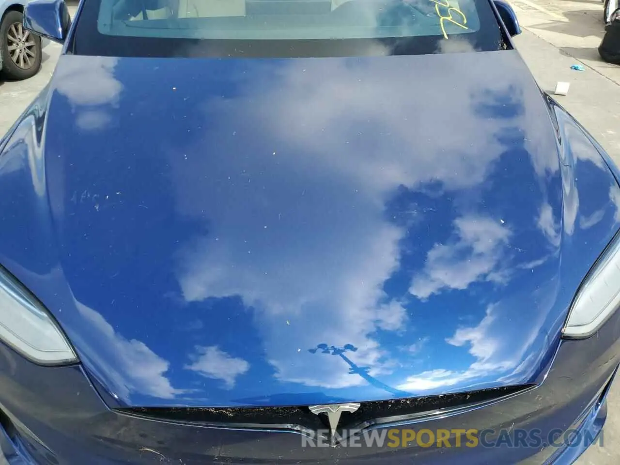11 fotografías del automóvil dañado 7SAXCBE64NF329505 TESLA MODEL X 2022