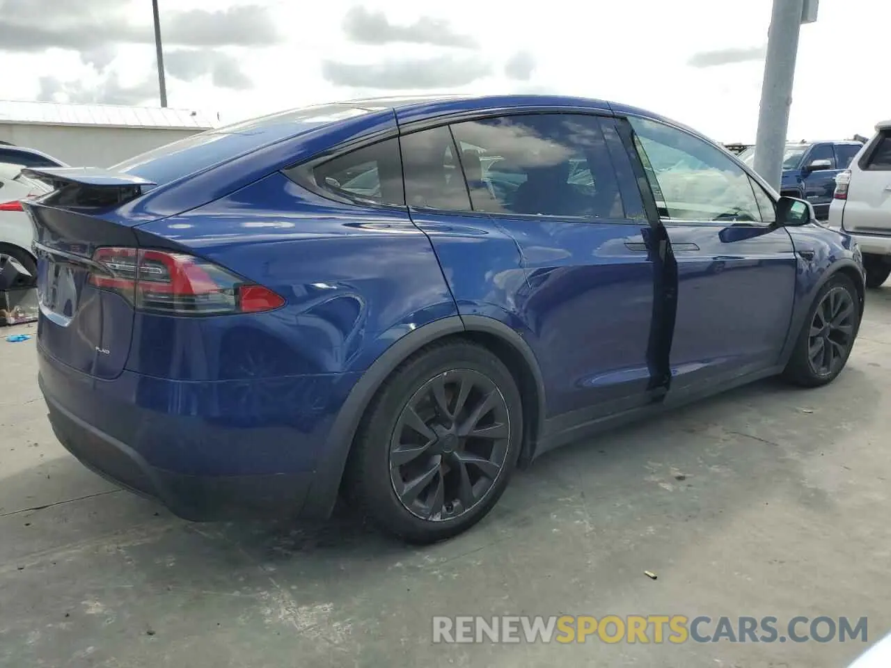 3 fotografías del automóvil dañado 7SAXCBE64NF329505 TESLA MODEL X 2022