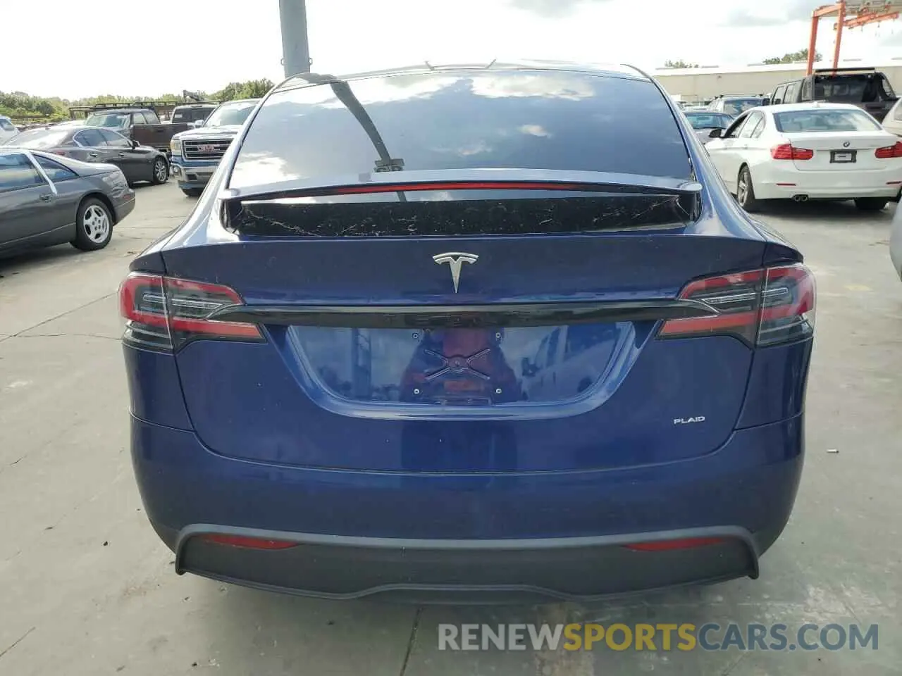 6 fotografías del automóvil dañado 7SAXCBE64NF329505 TESLA MODEL X 2022