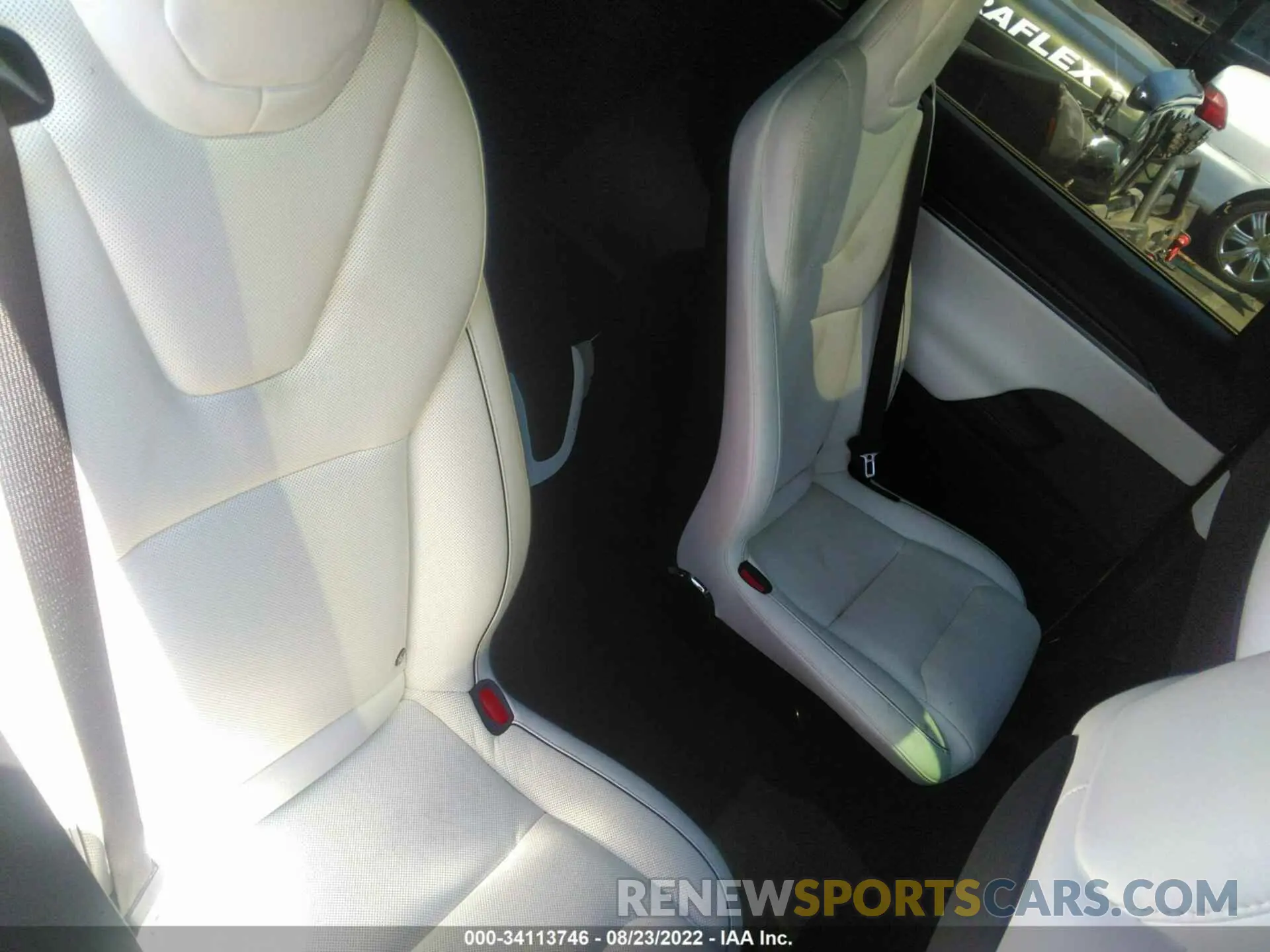 8 fotografías del automóvil dañado 7SAXCBE64NF331576 TESLA MODEL X 2022