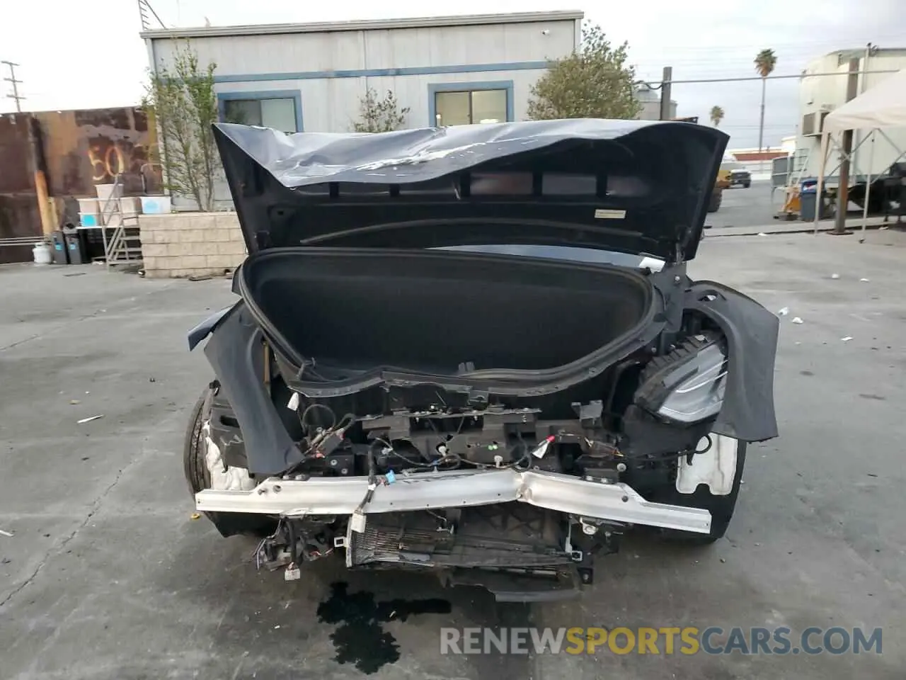 5 fotografías del automóvil dañado 7SAXCBE64NF358213 TESLA MODEL X 2022