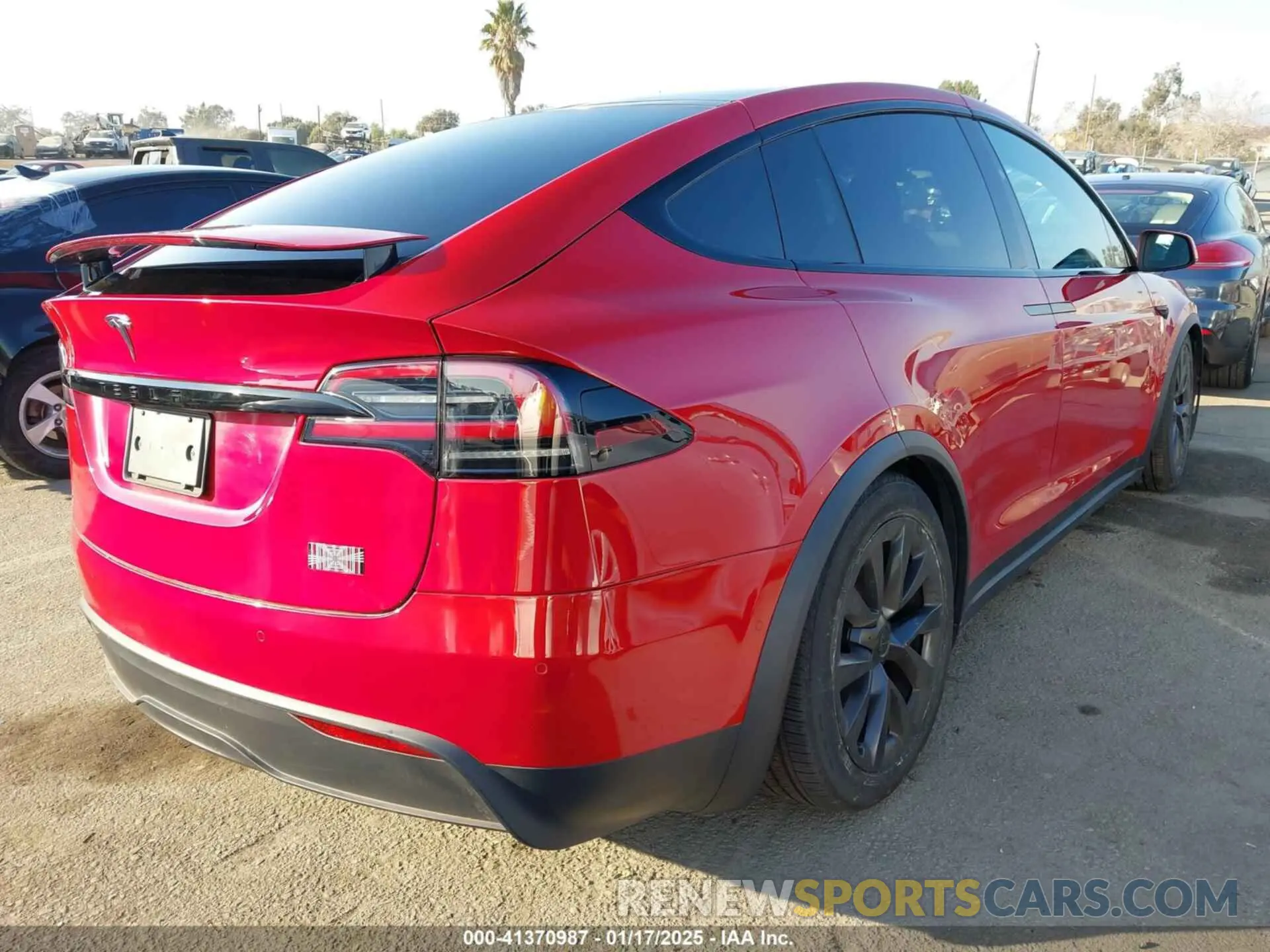 4 fotografías del automóvil dañado 7SAXCBE65NF357152 TESLA MODEL X 2022