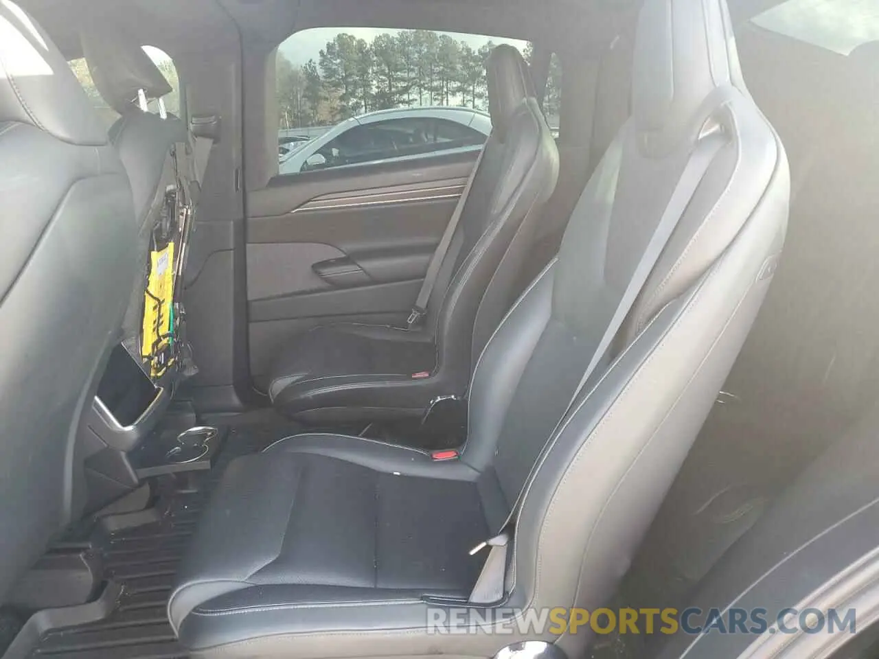 10 fotografías del automóvil dañado 7SAXCBE66NF331899 TESLA MODEL X 2022