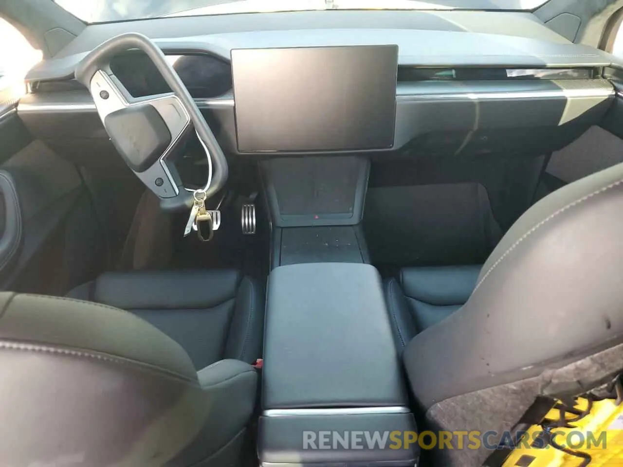 8 fotografías del automóvil dañado 7SAXCBE66NF331899 TESLA MODEL X 2022