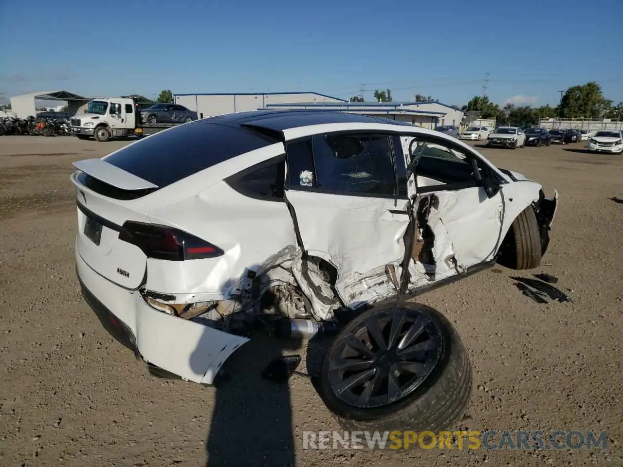 3 fotografías del automóvil dañado 7SAXCBE67NF350431 TESLA MODEL X 2022