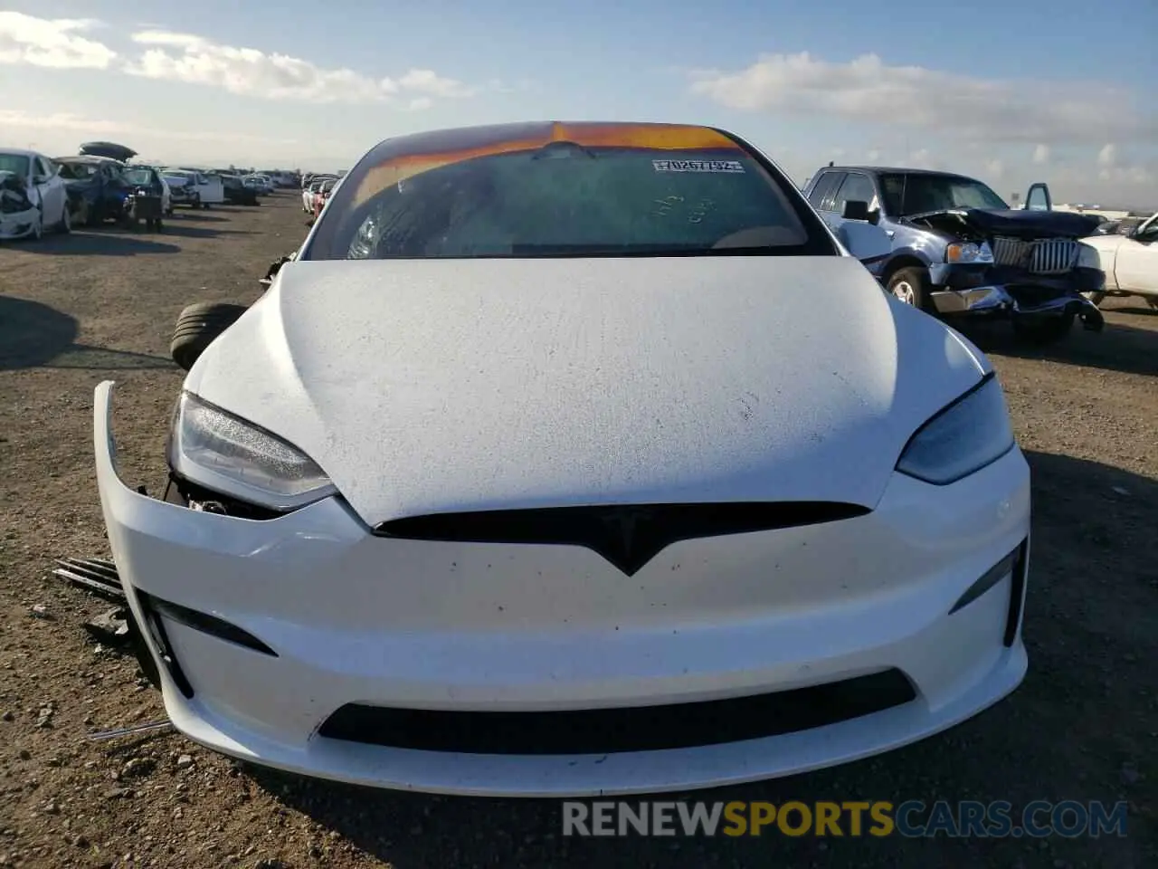 5 fotografías del automóvil dañado 7SAXCBE67NF350431 TESLA MODEL X 2022