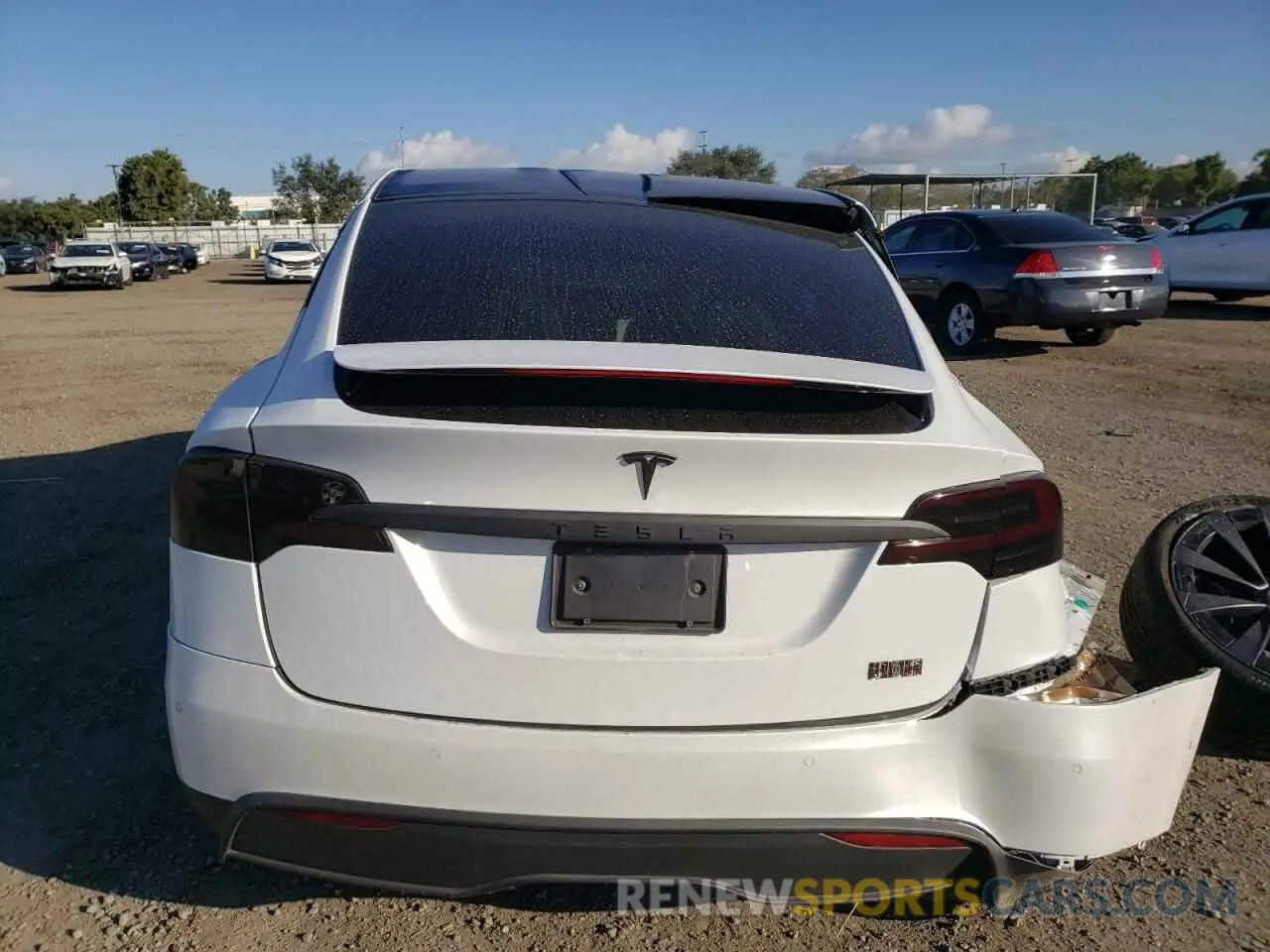 6 fotografías del automóvil dañado 7SAXCBE67NF350431 TESLA MODEL X 2022