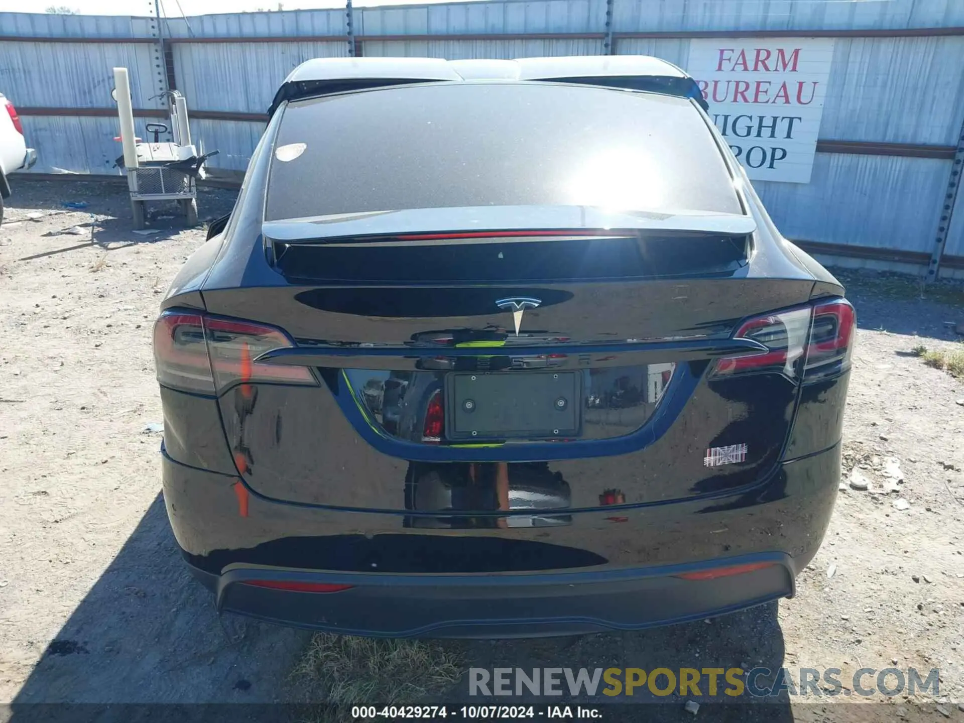 17 fotografías del automóvil dañado 7SAXCBE67NF355693 TESLA MODEL X 2022