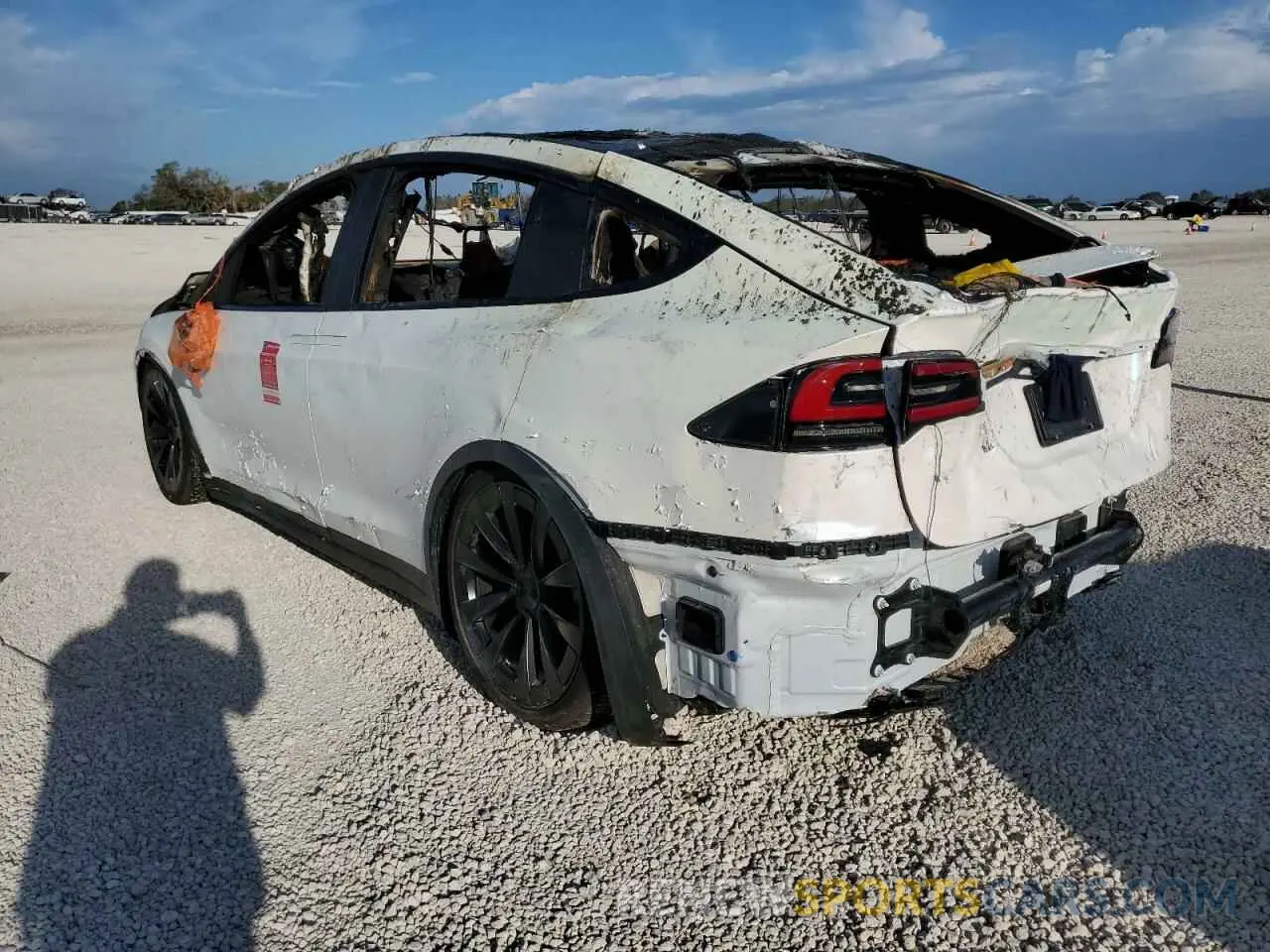 3 fotografías del automóvil dañado 7SAXCBE68NF341544 TESLA MODEL X 2022