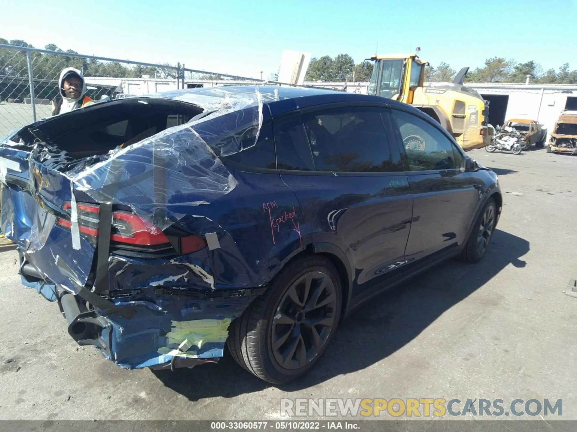 4 fotografías del automóvil dañado 7SAXCBE69NF332271 TESLA MODEL X 2022