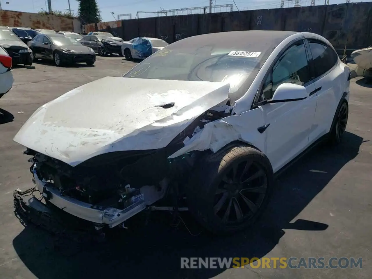 2 fotografías del automóvil dañado 7SAXCBE69NF337308 TESLA MODEL X 2022