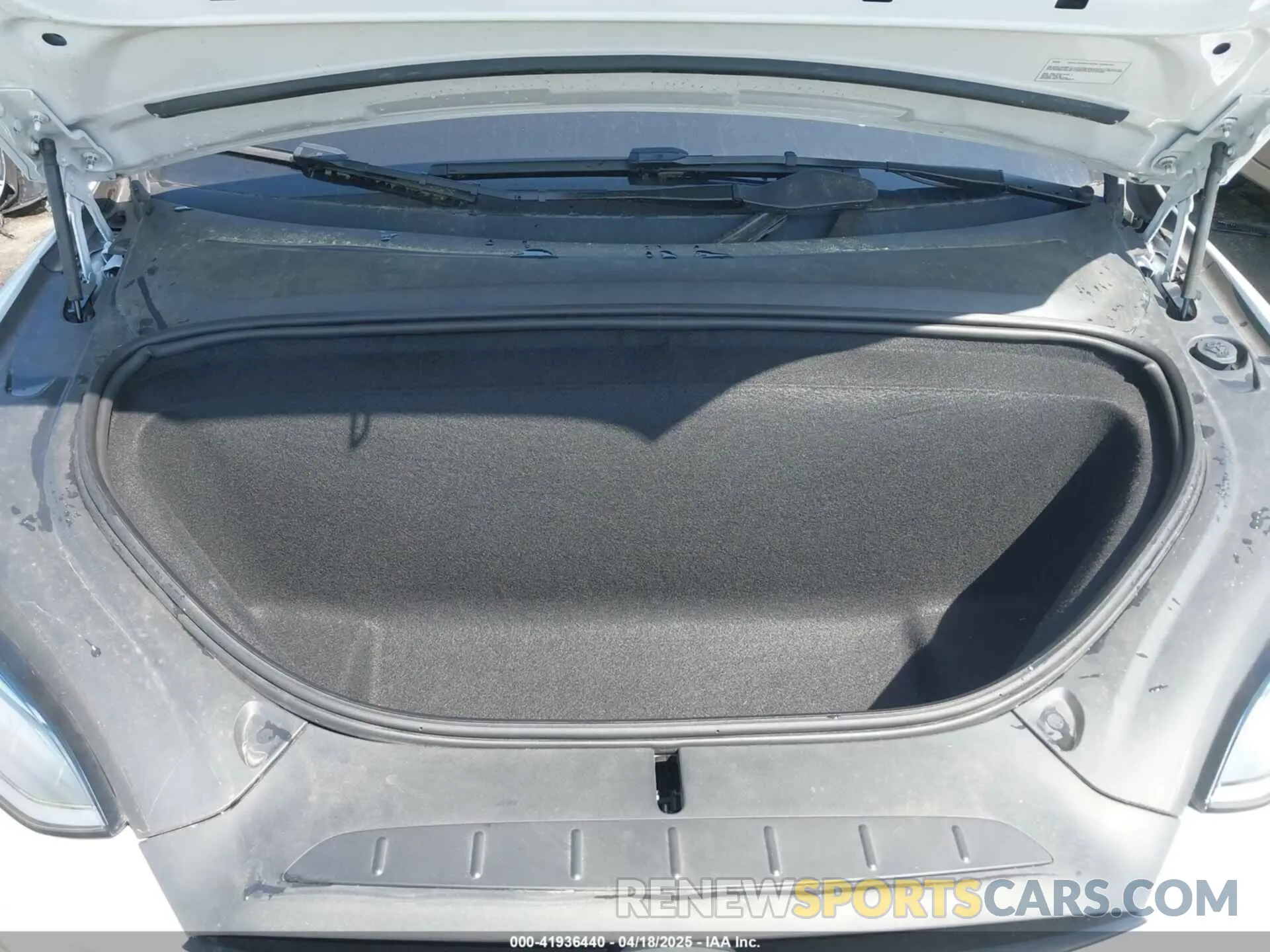 10 fotografías del automóvil dañado 7SAXCBE69NF354836 TESLA MODEL X 2022
