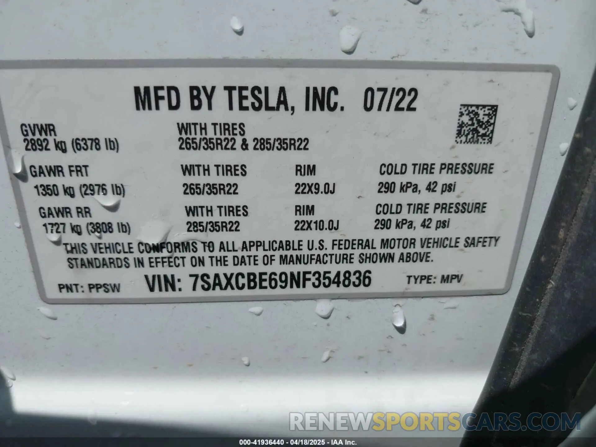 9 fotografías del automóvil dañado 7SAXCBE69NF354836 TESLA MODEL X 2022