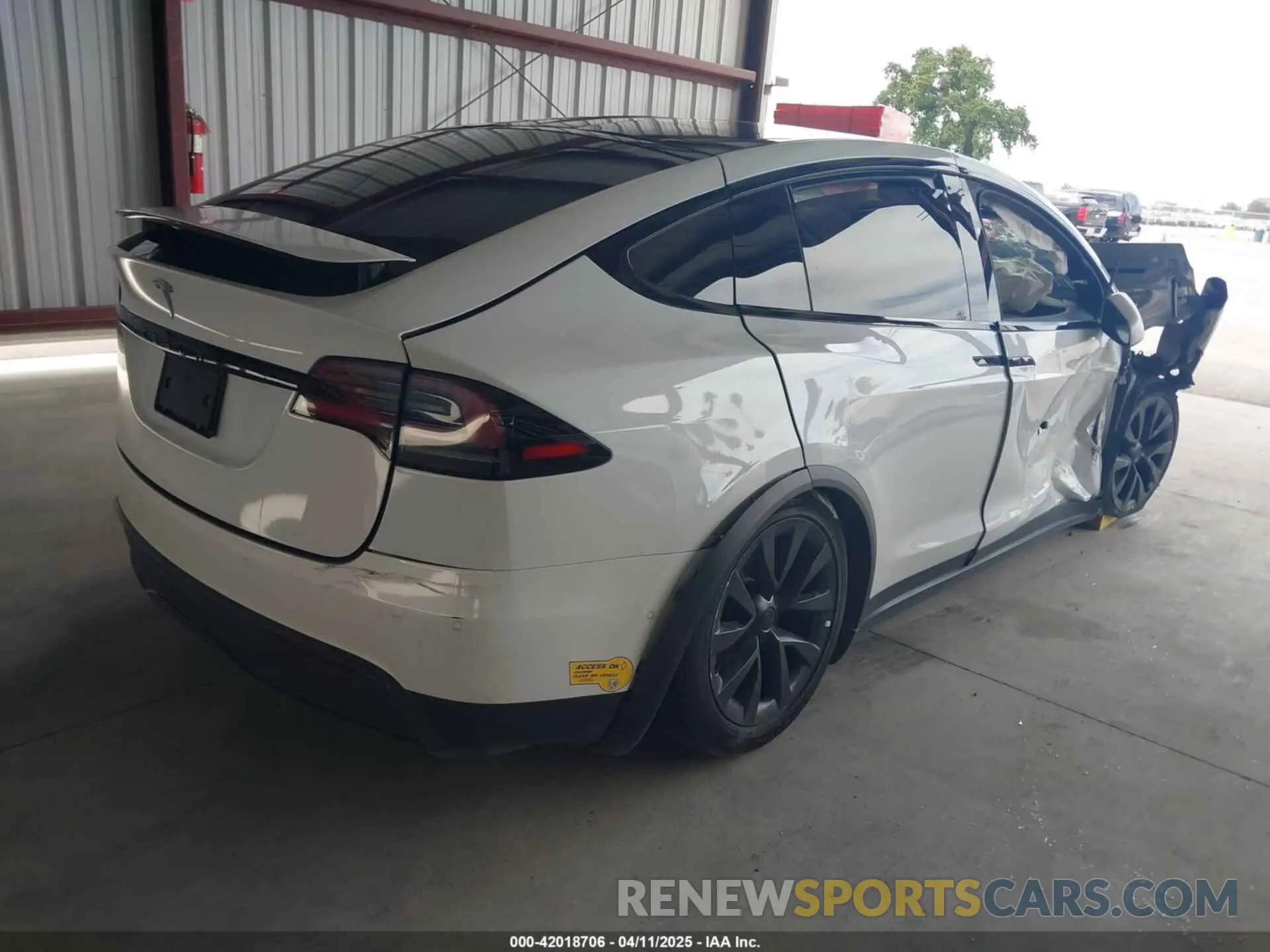 4 fotografías del automóvil dañado 7SAXCDE51NF342005 TESLA MODEL X 2022