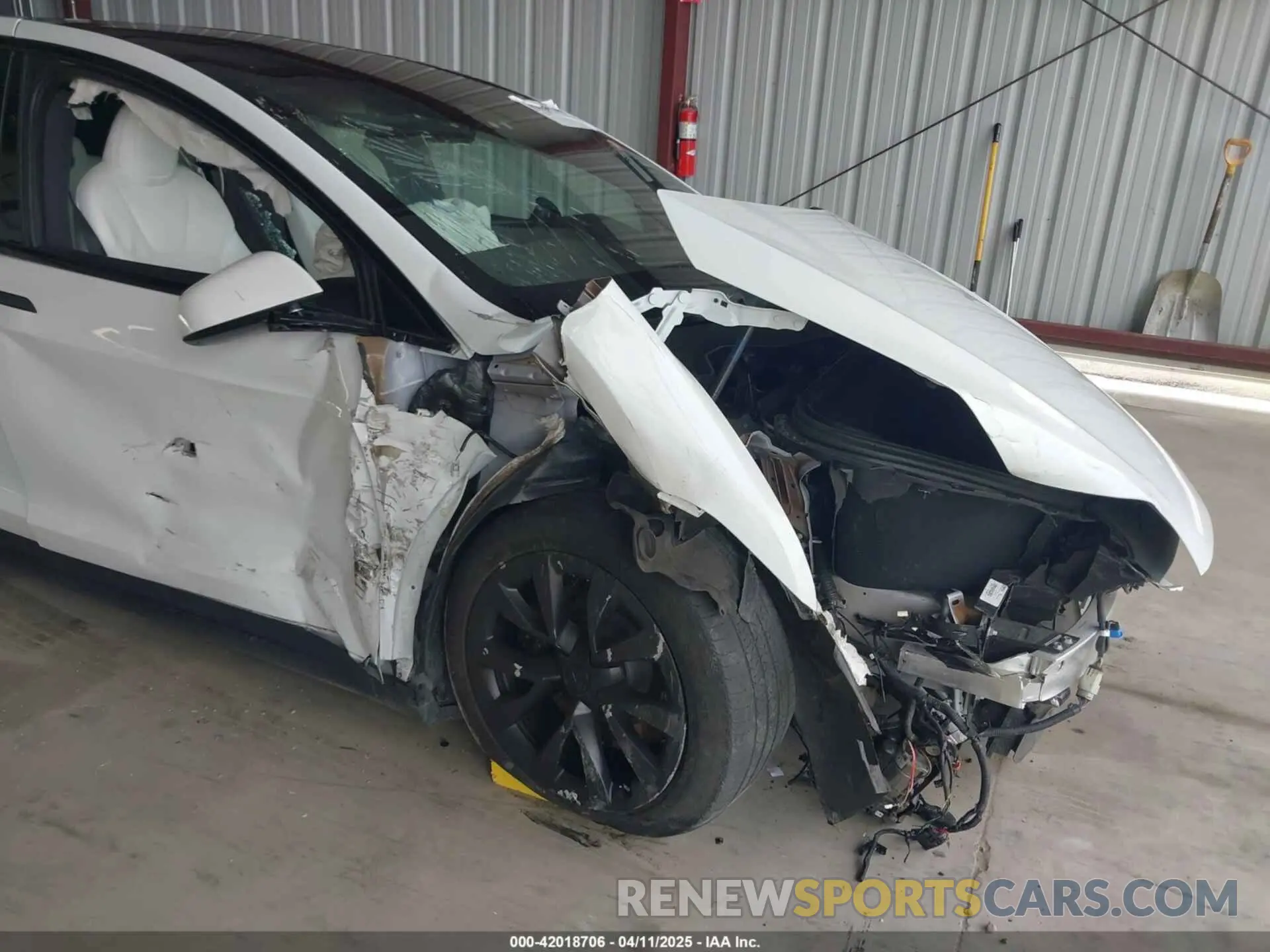 6 fotografías del automóvil dañado 7SAXCDE51NF342005 TESLA MODEL X 2022