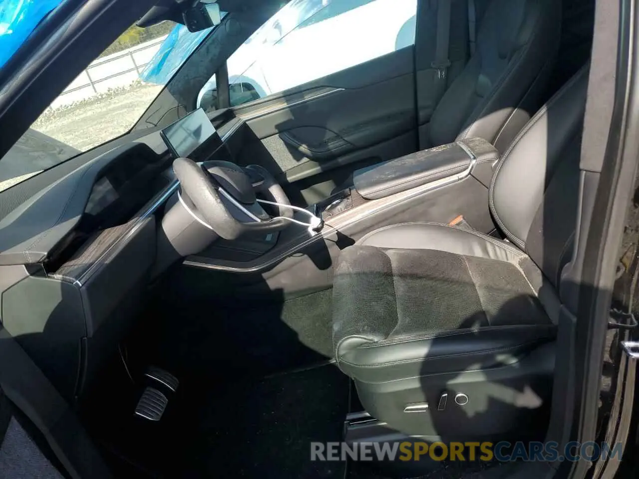 7 fotografías del automóvil dañado 7SAXCDE54NF341849 TESLA MODEL X 2022