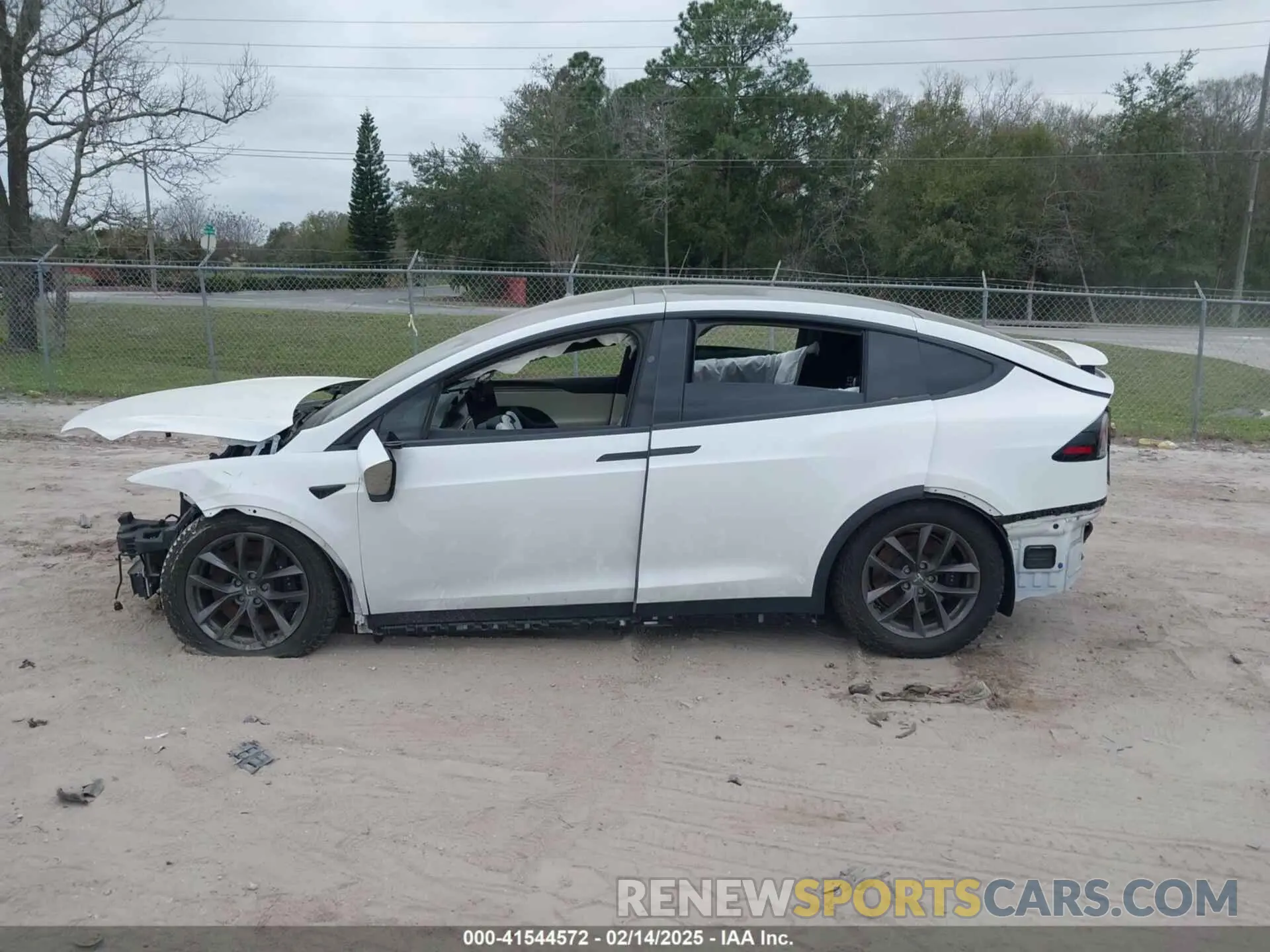 14 fotografías del automóvil dañado 7SAXCDE55NF360393 TESLA MODEL X 2022