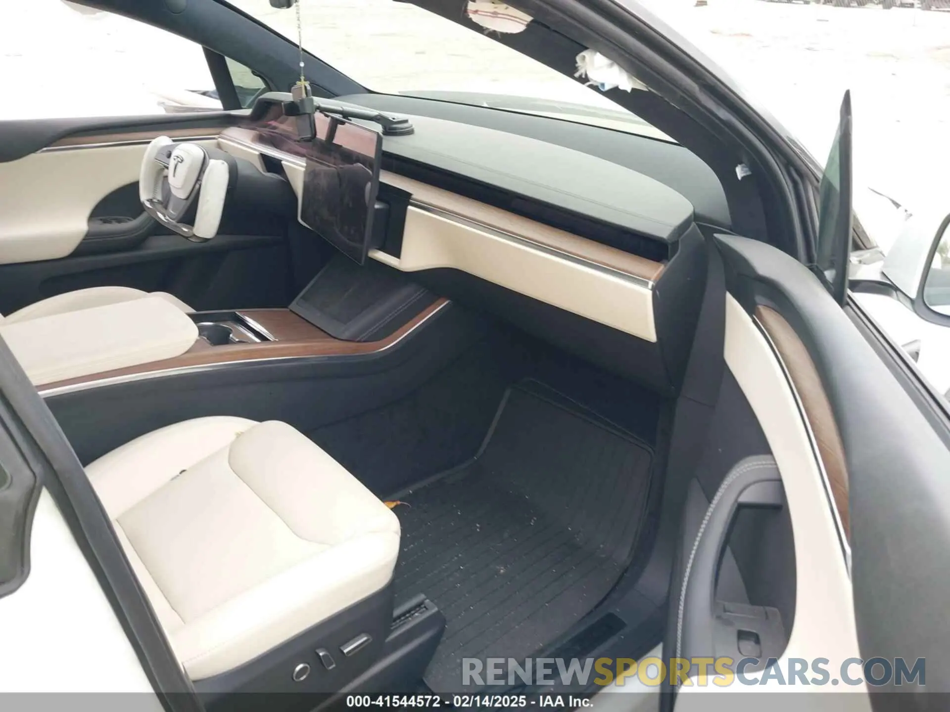 5 fotografías del automóvil dañado 7SAXCDE55NF360393 TESLA MODEL X 2022