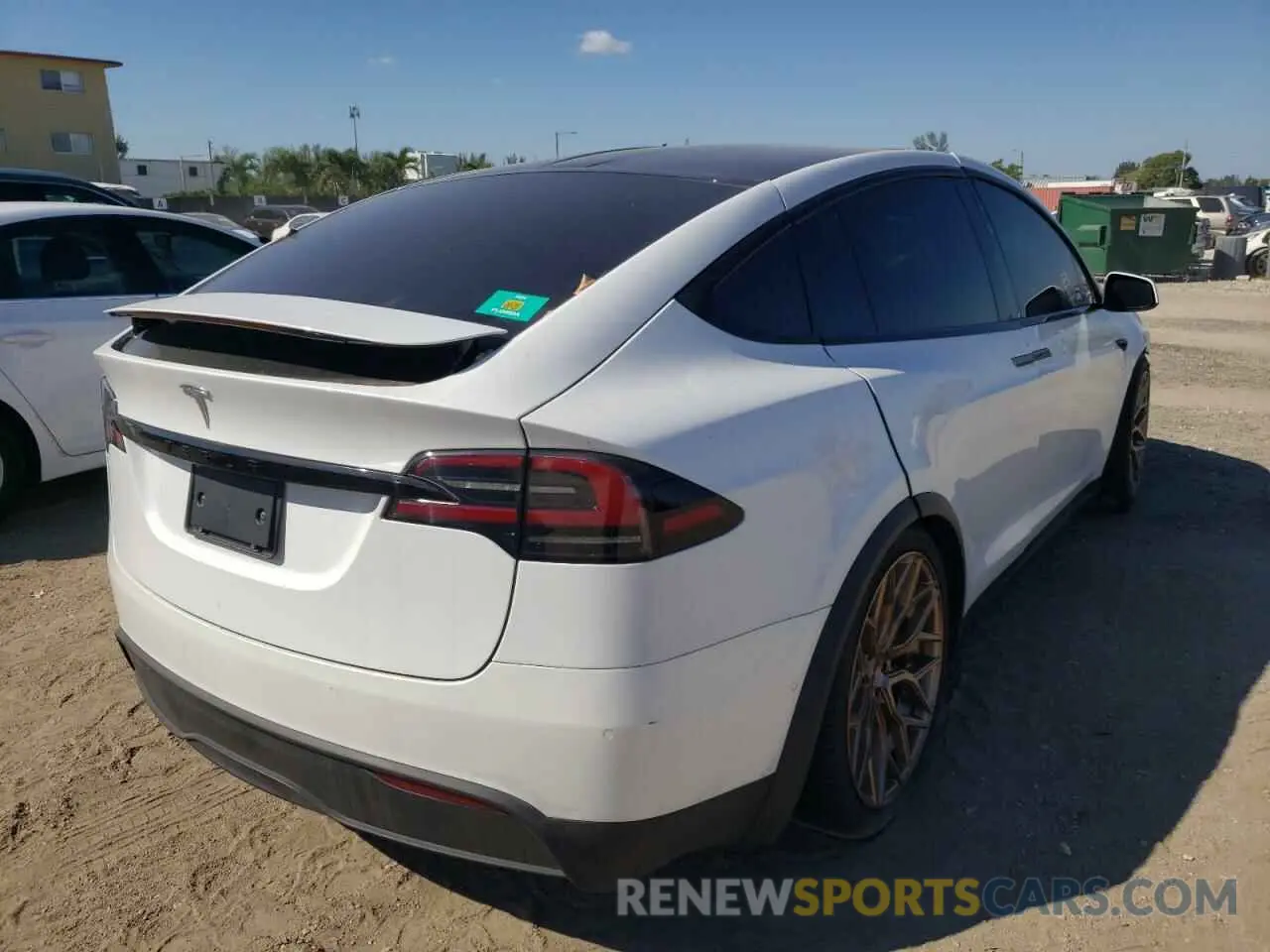 4 fotografías del automóvil dañado 7SAXCDE56NF341299 TESLA MODEL X 2022
