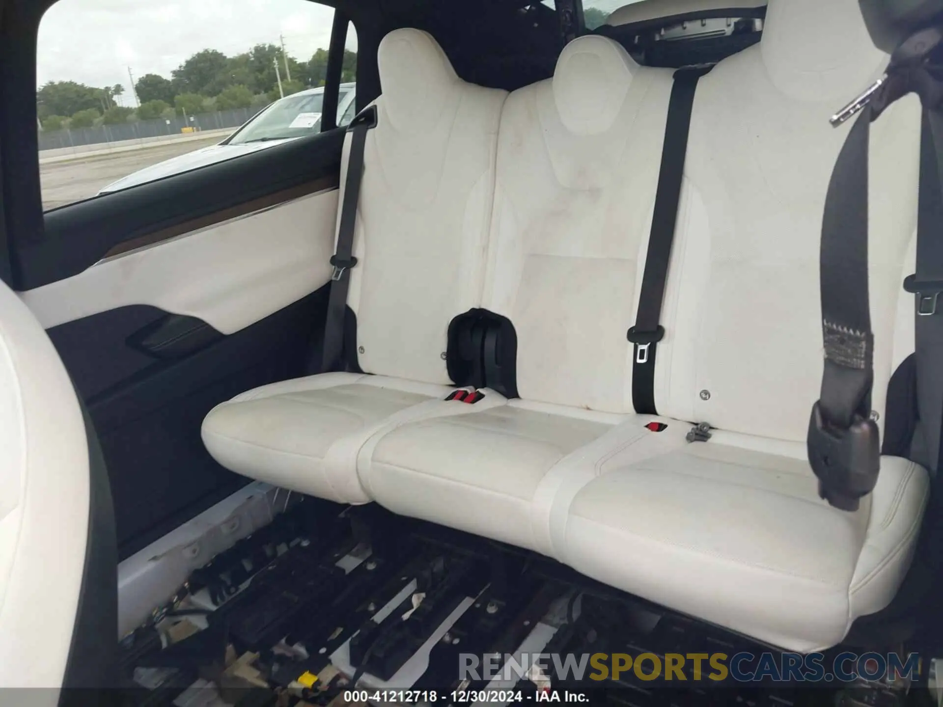8 fotografías del automóvil dañado 7SAXCDE57NF343580 TESLA MODEL X 2022