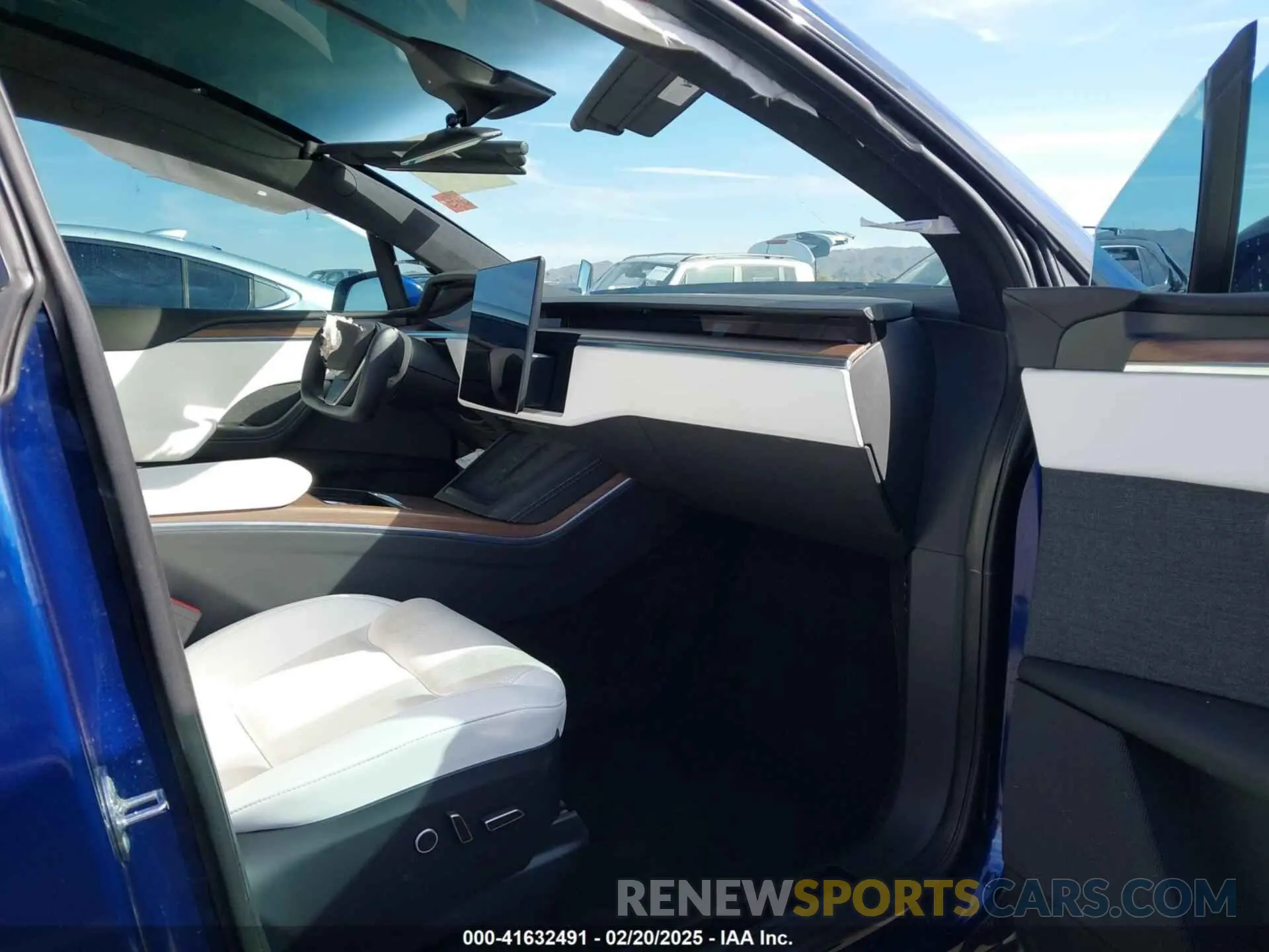 5 fotografías del automóvil dañado 7SAXCDE58NF341112 TESLA MODEL X 2022