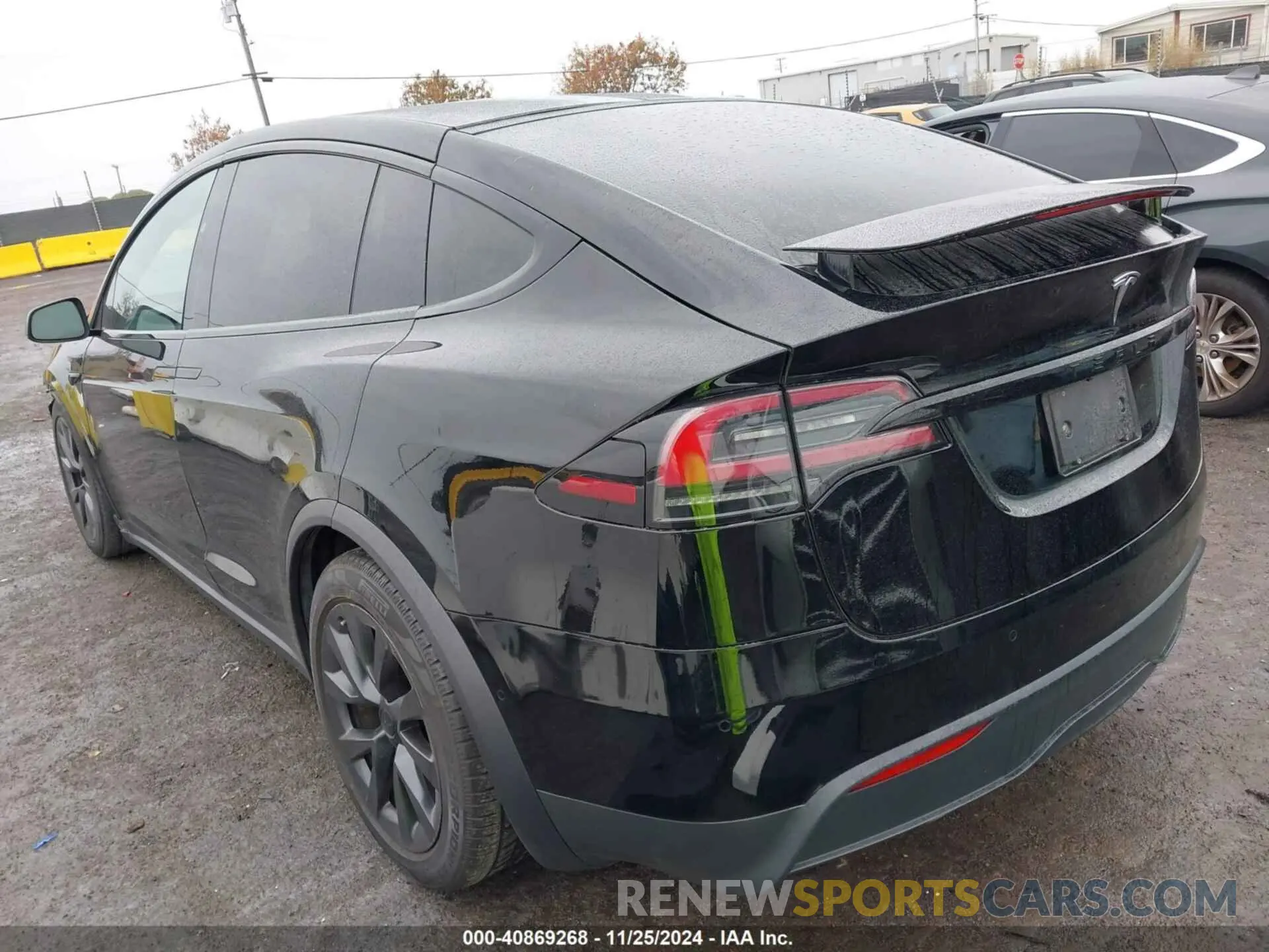 3 fotografías del automóvil dañado 7SAXCAE52PF365066 TESLA MODEL X 2023