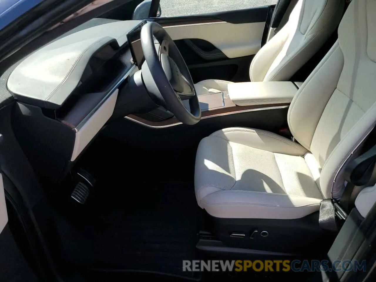 7 fotografías del automóvil dañado 7SAXCAE53PF422729 TESLA MODEL X 2023