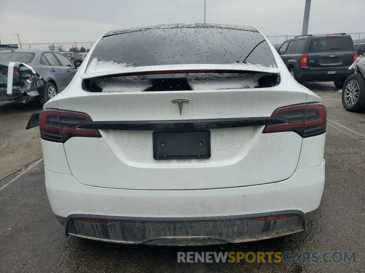 6 fotografías del automóvil dañado 7SAXCAE54PF377056 TESLA MODEL X 2023