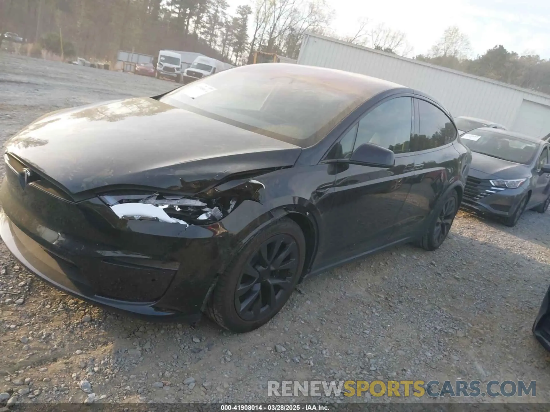 2 fotografías del automóvil dañado 7SAXCAE55PF376224 TESLA MODEL X 2023