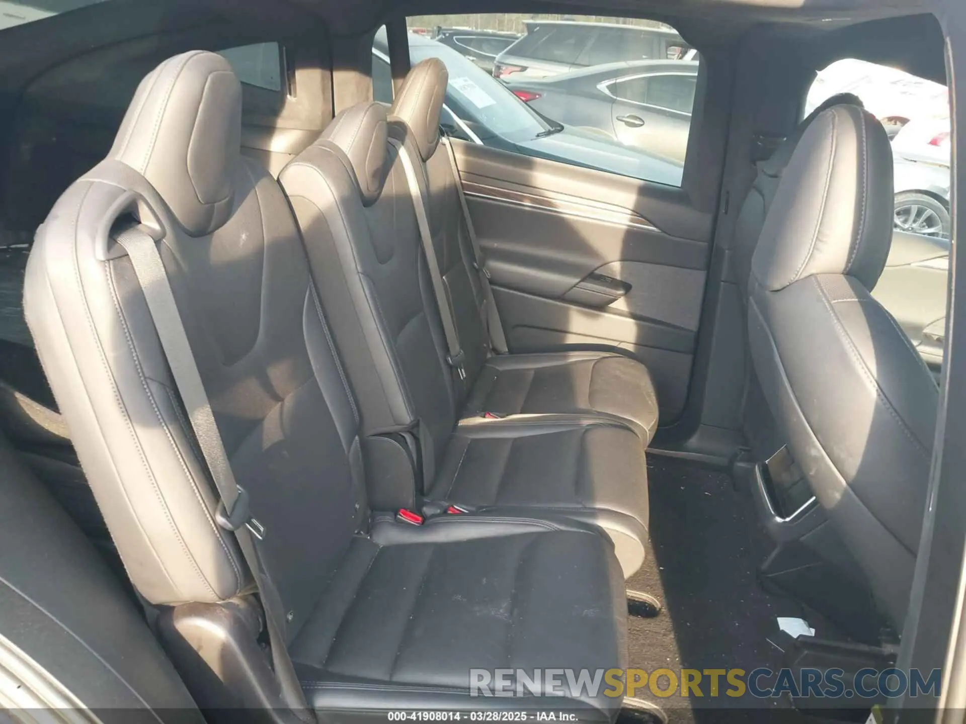 8 fotografías del automóvil dañado 7SAXCAE55PF376224 TESLA MODEL X 2023