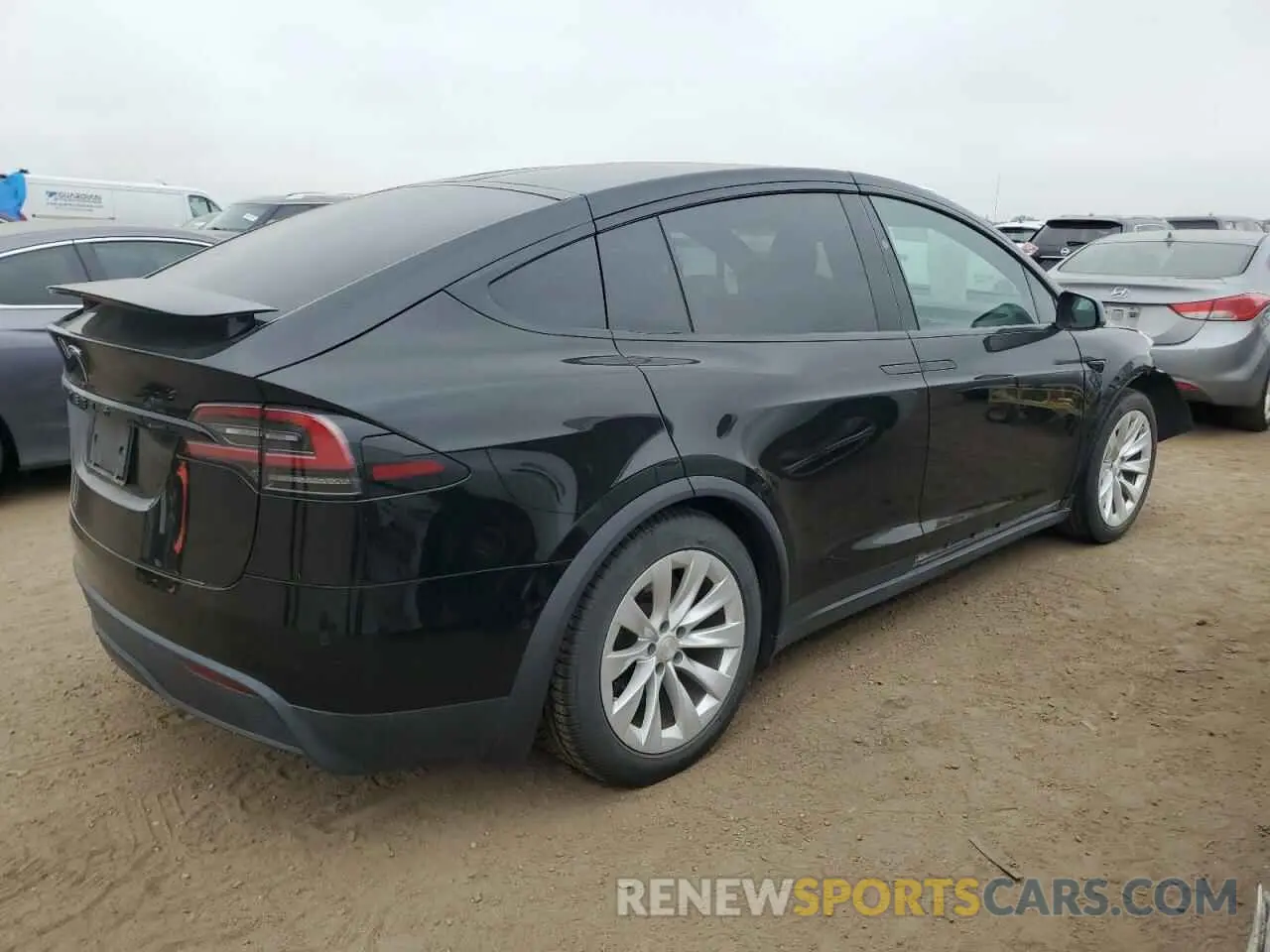 3 fotografías del automóvil dañado 7SAXCAE58PF367923 TESLA MODEL X 2023