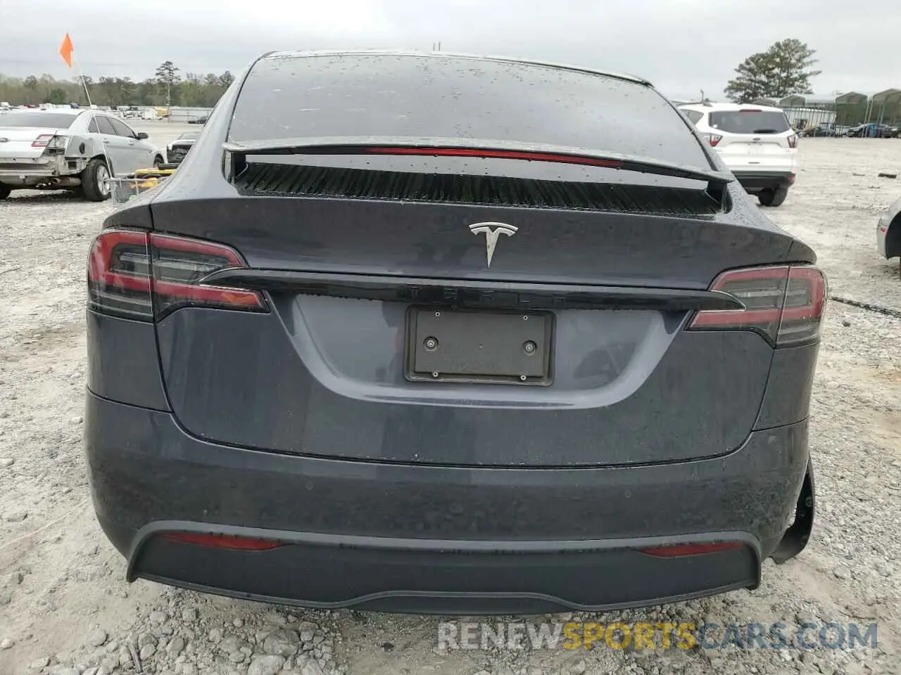 6 fotografías del automóvil dañado 7SAXCAE58PF373852 TESLA MODEL X 2023