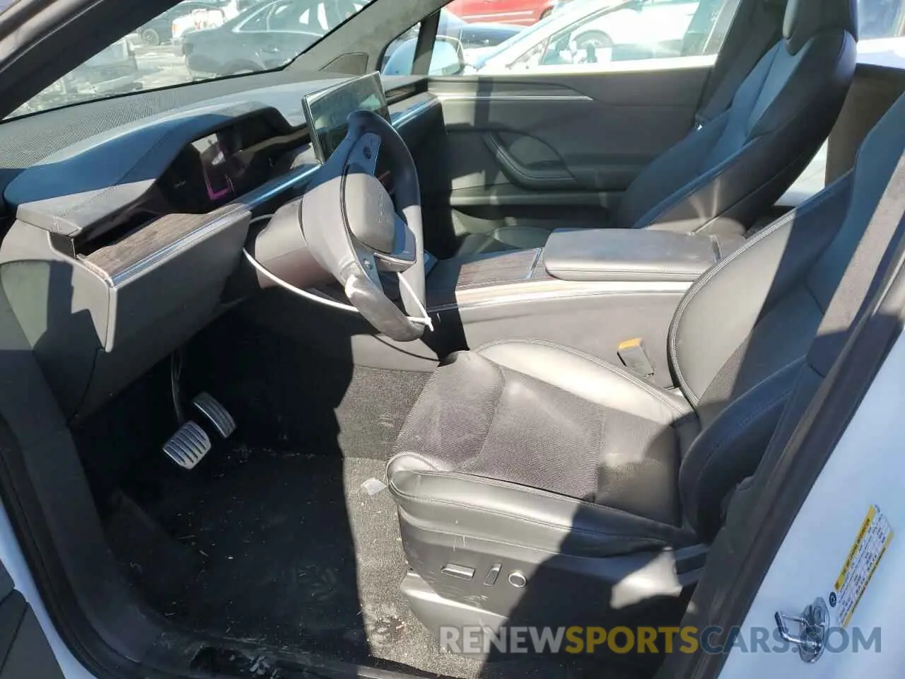 7 fotografías del automóvil dañado 7SAXCAE58PF377254 TESLA MODEL X 2023