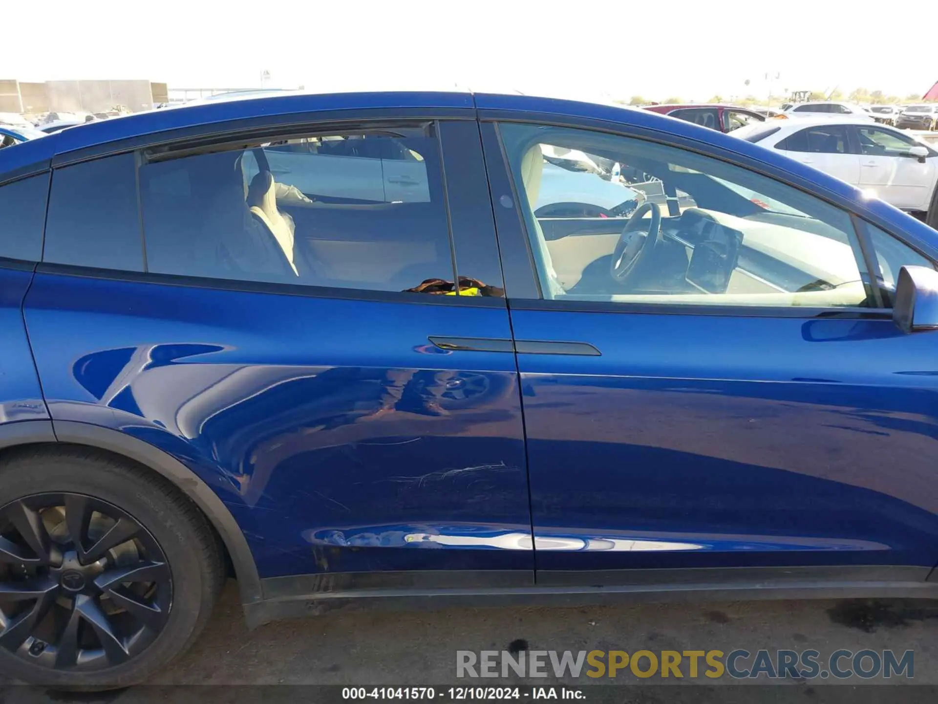 13 fotografías del automóvil dañado 7SAXCAE58PF395981 TESLA MODEL X 2023