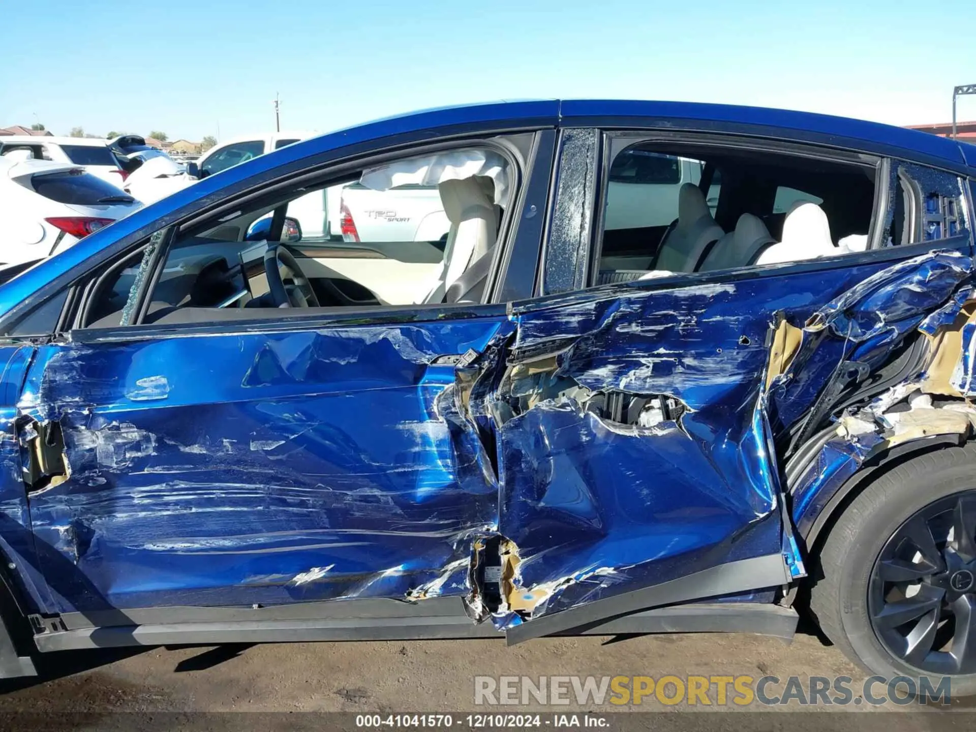 14 fotografías del automóvil dañado 7SAXCAE58PF395981 TESLA MODEL X 2023