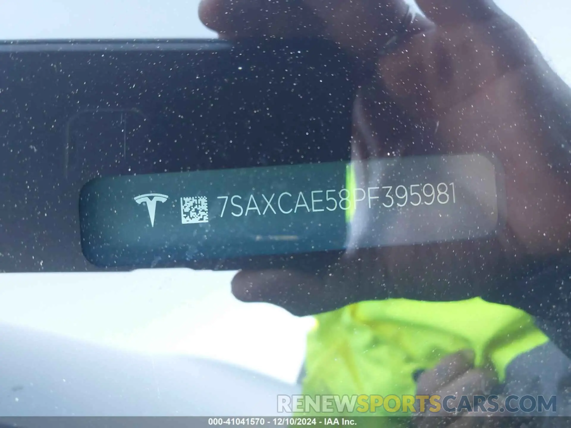 9 fotografías del automóvil dañado 7SAXCAE58PF395981 TESLA MODEL X 2023