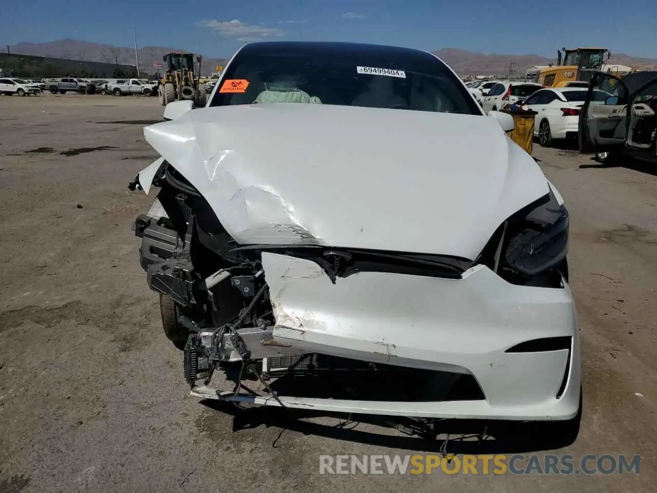 5 fotografías del automóvil dañado 7SAXCAE58PF428218 TESLA MODEL X 2023