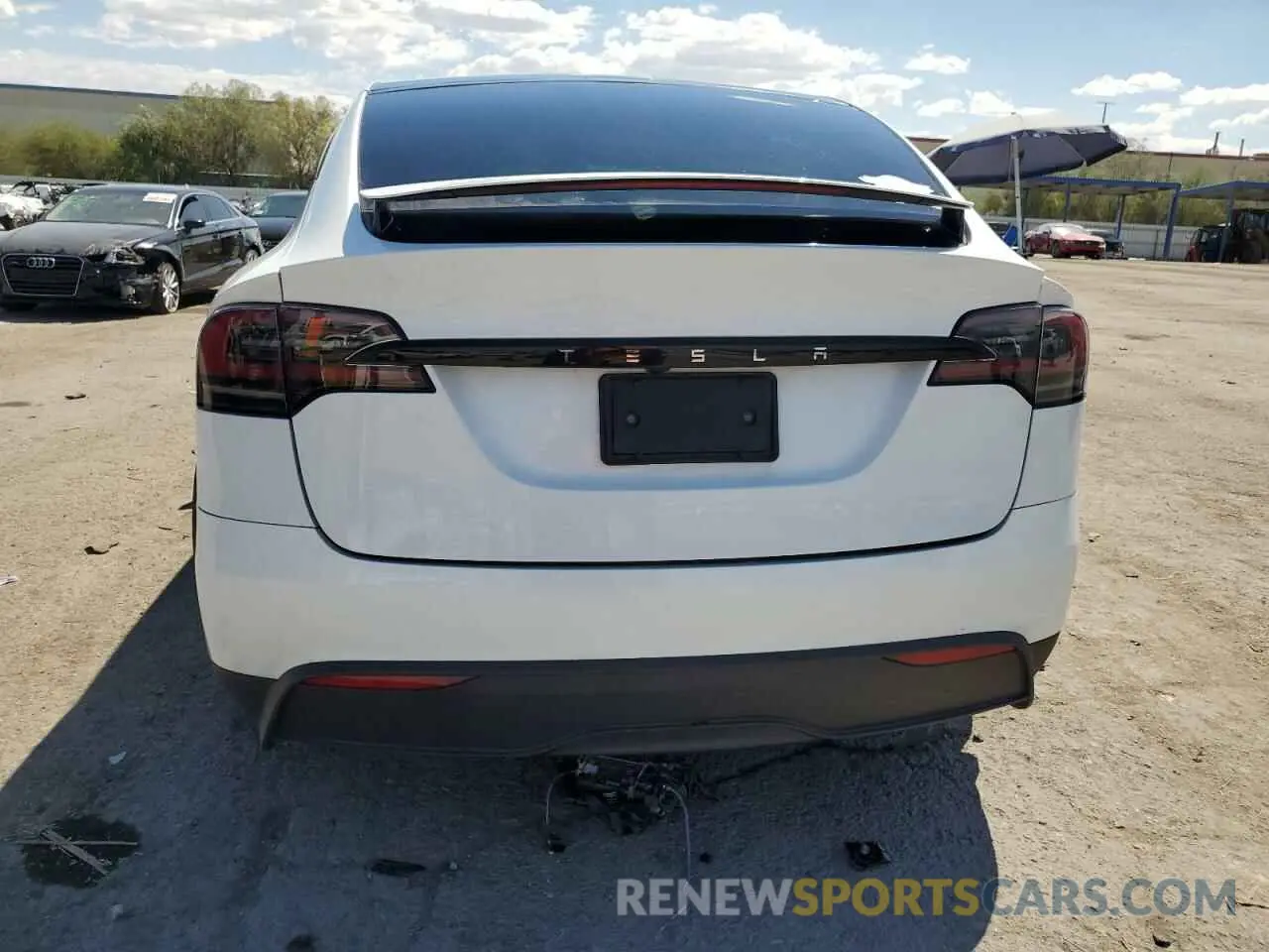 6 fotografías del automóvil dañado 7SAXCAE58PF428218 TESLA MODEL X 2023