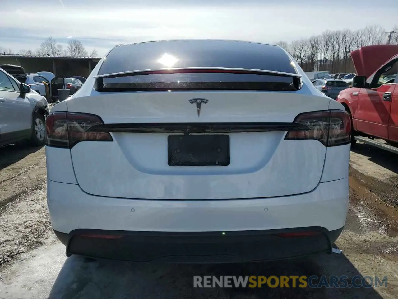 6 fotografías del automóvil dañado 7SAXCAE59PF367672 TESLA MODEL X 2023