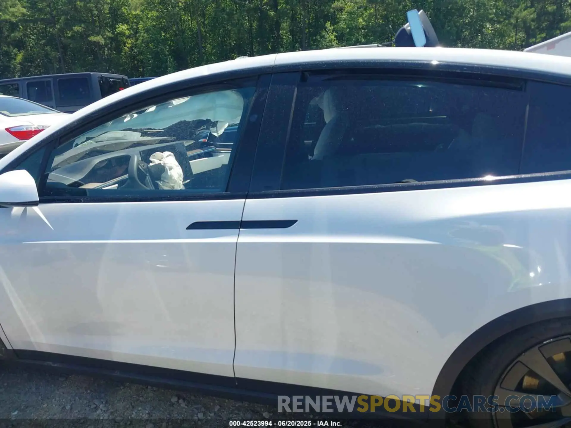 15 fotografías del automóvil dañado 7SAXCAE5XPF375554 TESLA MODEL X 2023