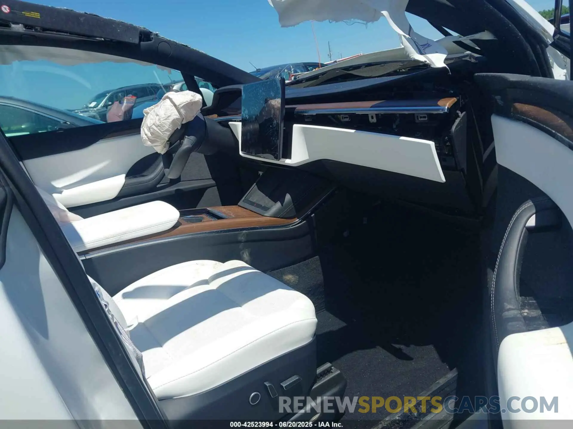 5 fotografías del automóvil dañado 7SAXCAE5XPF375554 TESLA MODEL X 2023