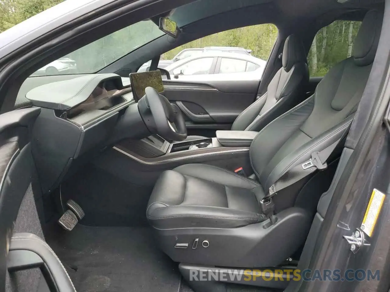 7 fotografías del automóvil dañado 7SAXCBE50PF374581 TESLA MODEL X 2023