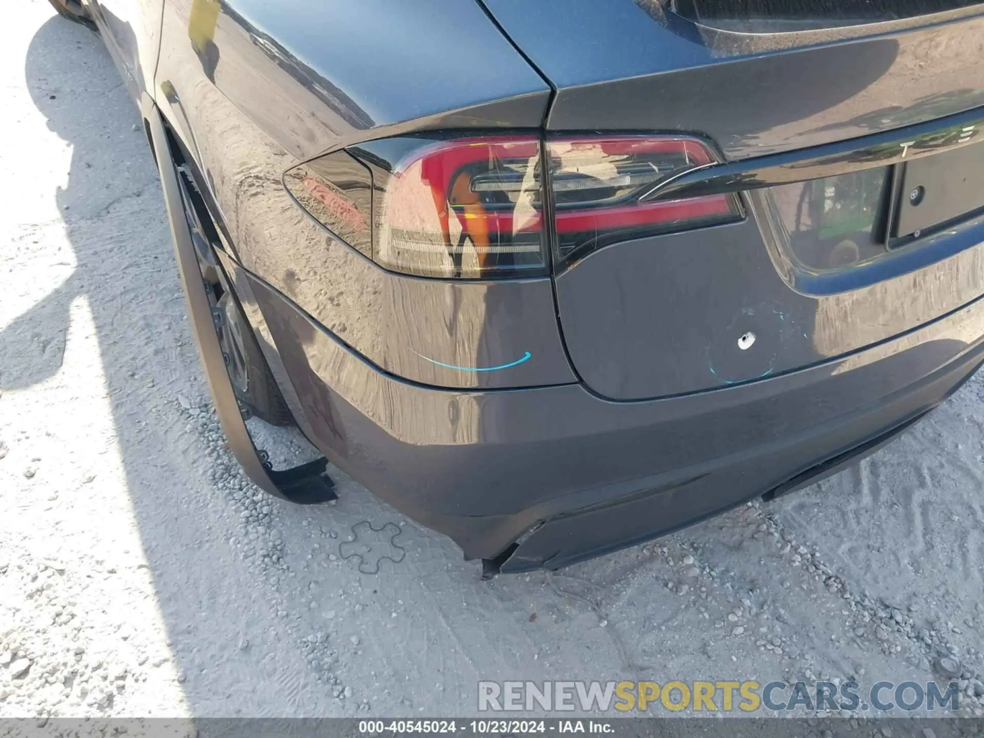 22 fotografías del automóvil dañado 7SAXCBE52PF385047 TESLA MODEL X 2023