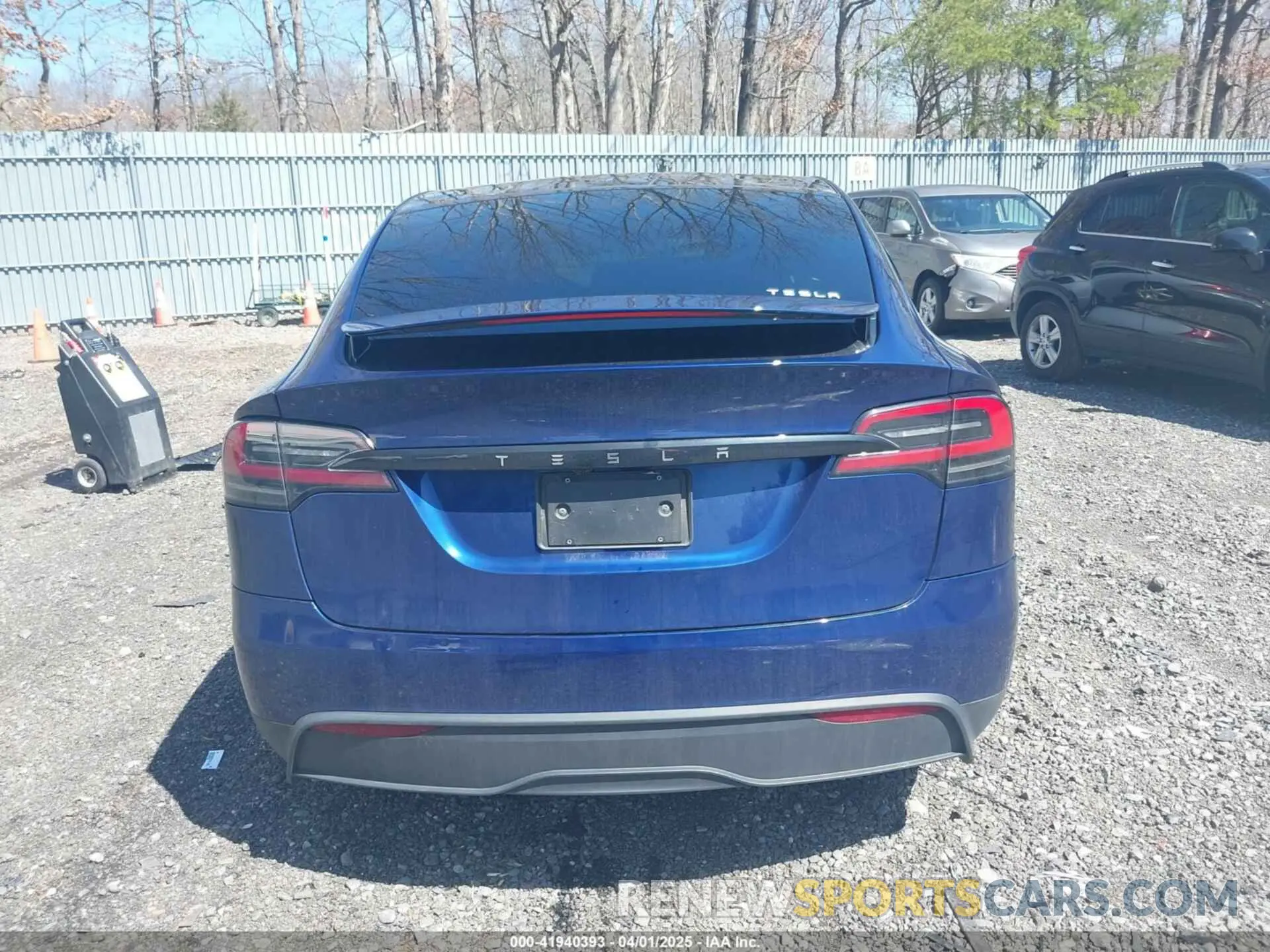 15 fotografías del automóvil dañado 7SAXCBE53PF382383 TESLA MODEL X 2023