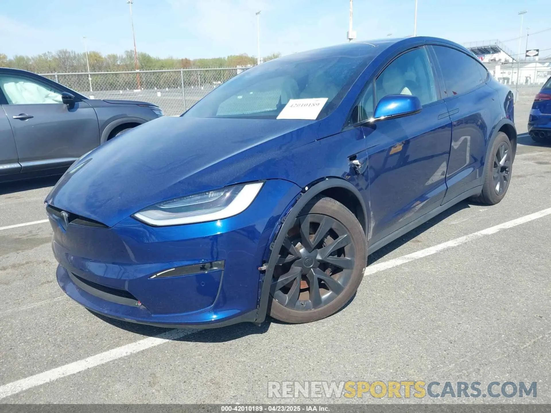 2 fotografías del automóvil dañado 7SAXCBE55PF367111 TESLA MODEL X 2023
